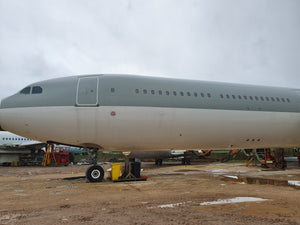 Airbus A340-600 ex-A7-AGC